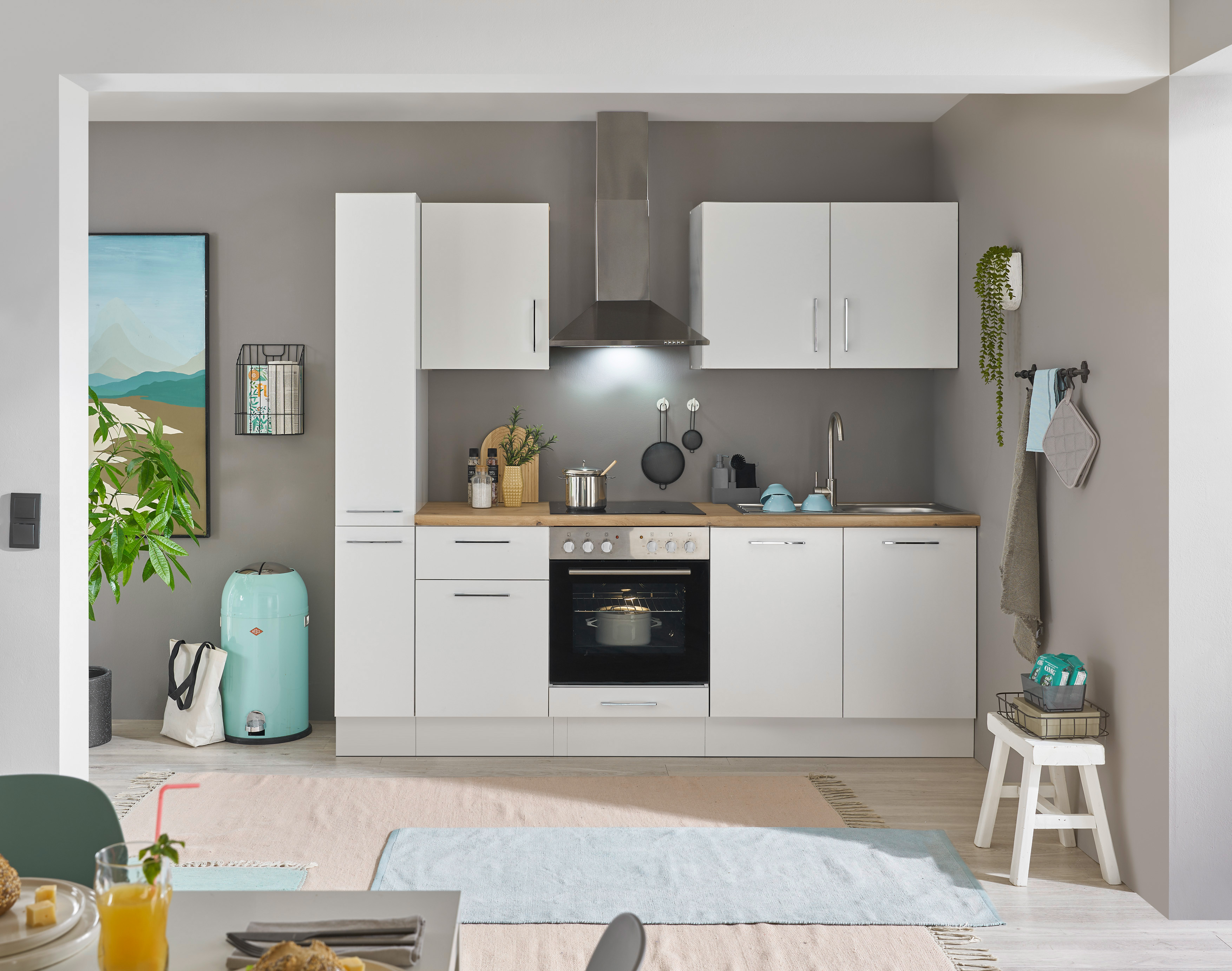 Küchenblock mit E-Geräten CORNWALL (Zeile-Apotheker) I Küchenblock mit E-Geräten CORNWALL (Zeile-Apotheker) I