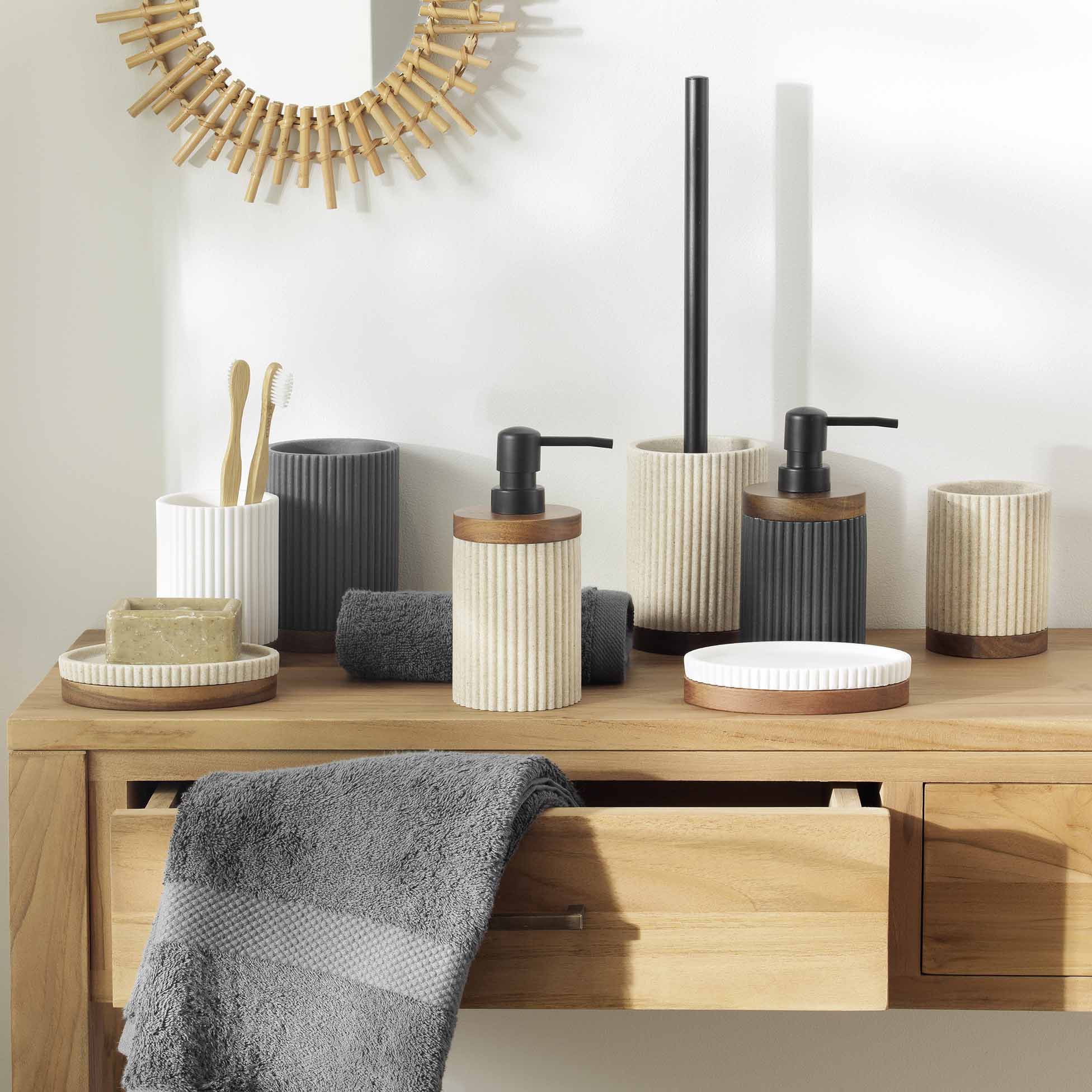 WC Garnitur NIAGARA WC Garnitur NIAGARA