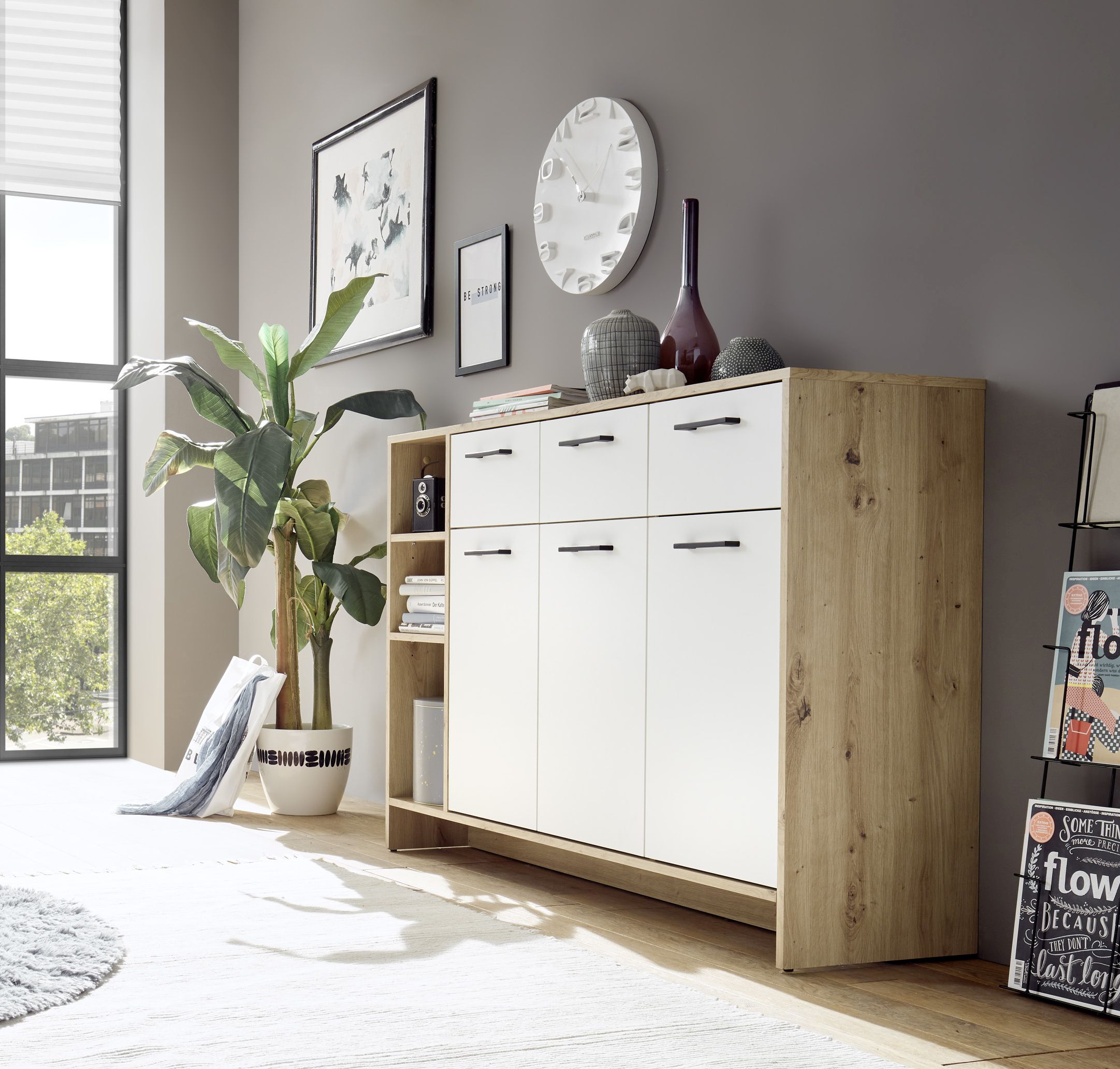 Sideboard OPEN Sideboard OPEN