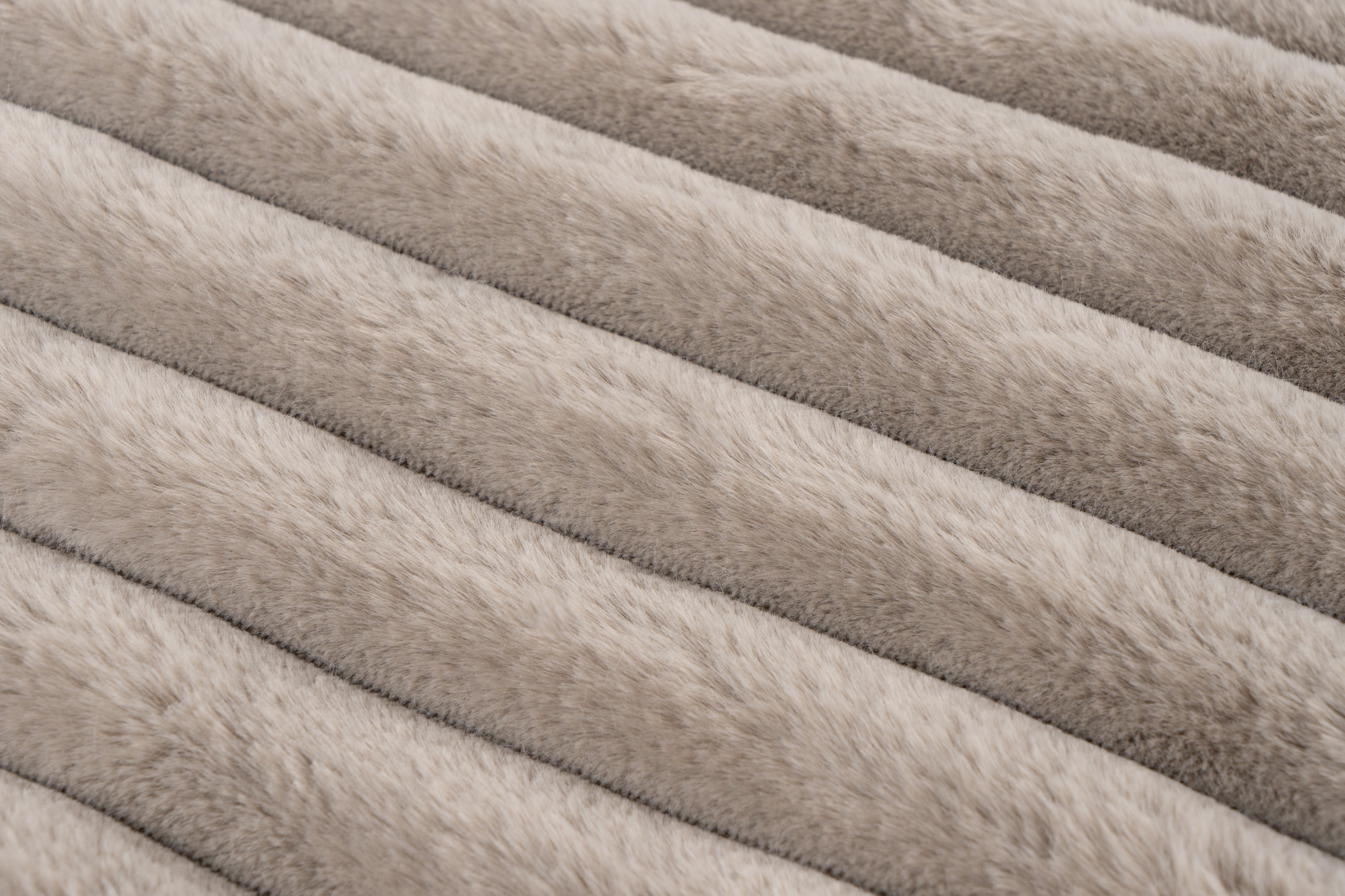 Wohndecke in Cordoptik PLUSH BLANKET