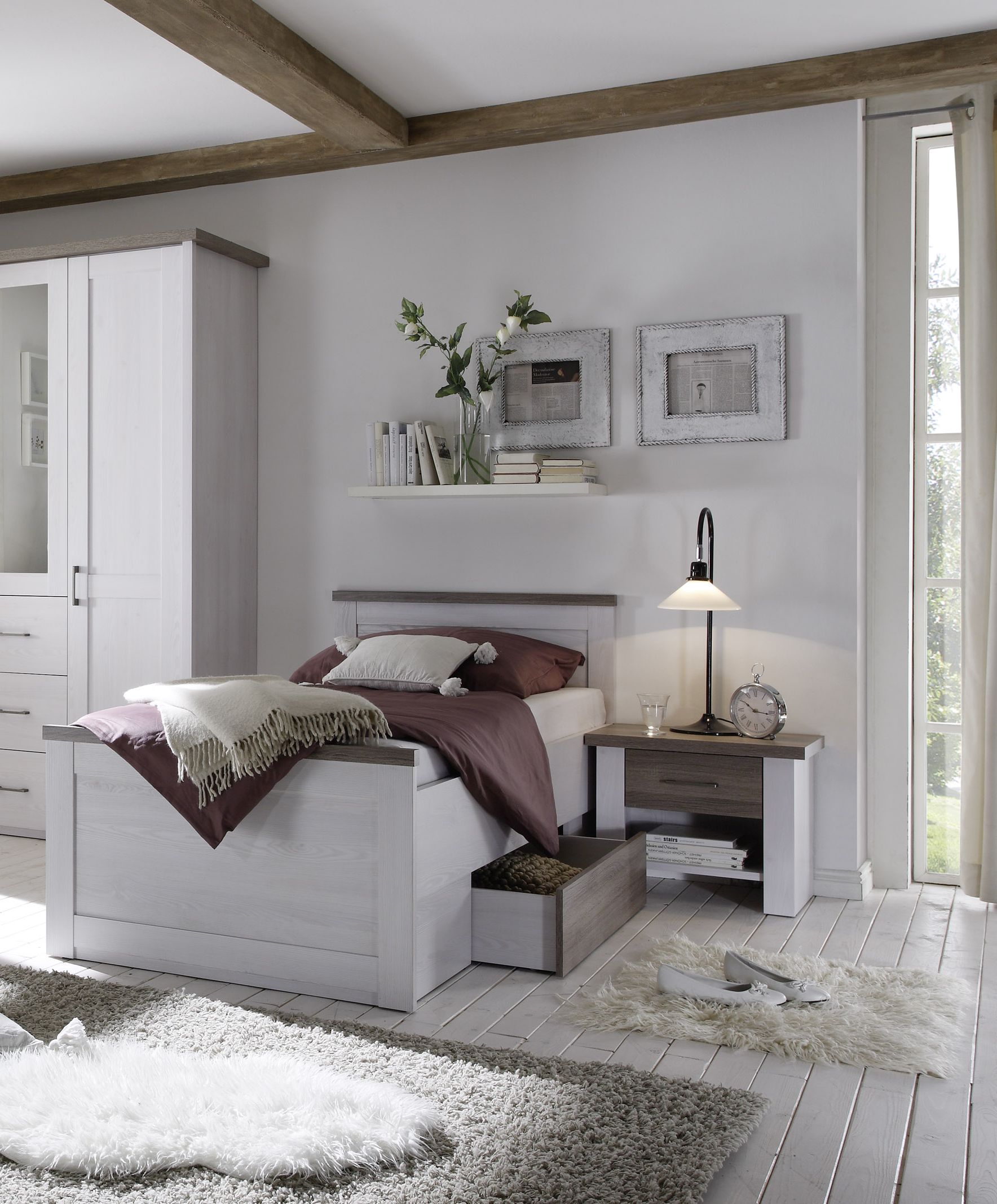 Bett  LUCA Bett  LUCA