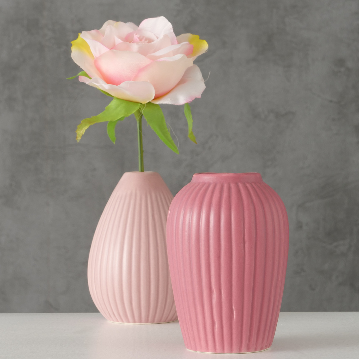 Vase sortiert JEZABEL