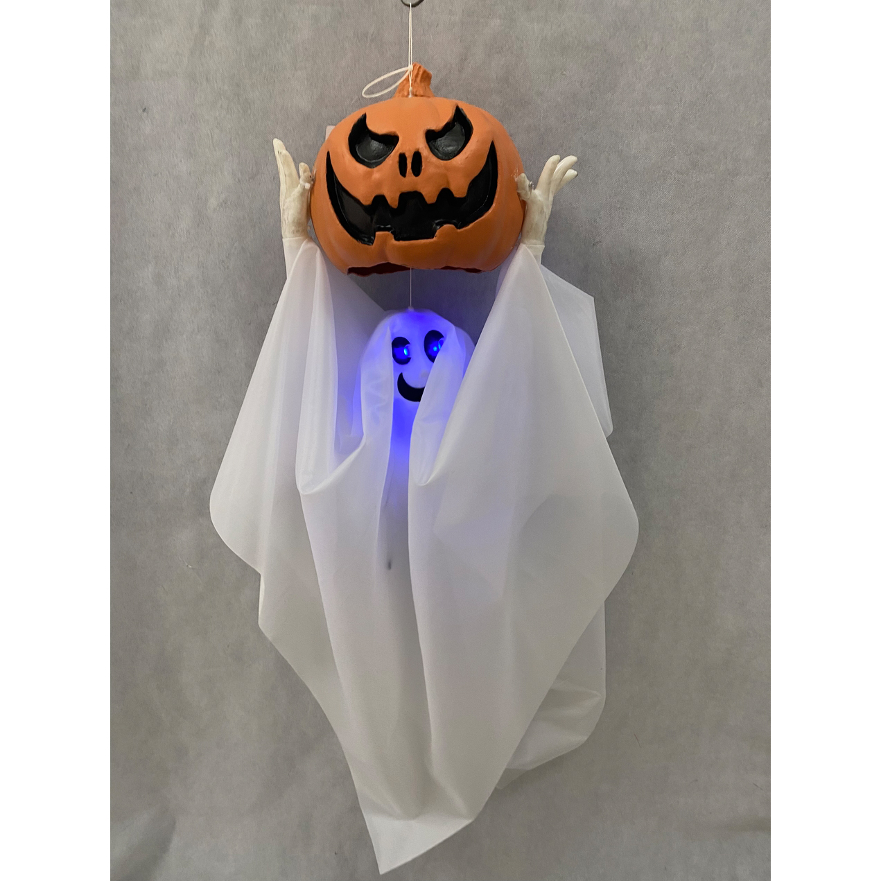 Geist mit Kürbiskopf animiert HALLOWEEN Geist mit Kürbiskopf animiert HALLOWEEN