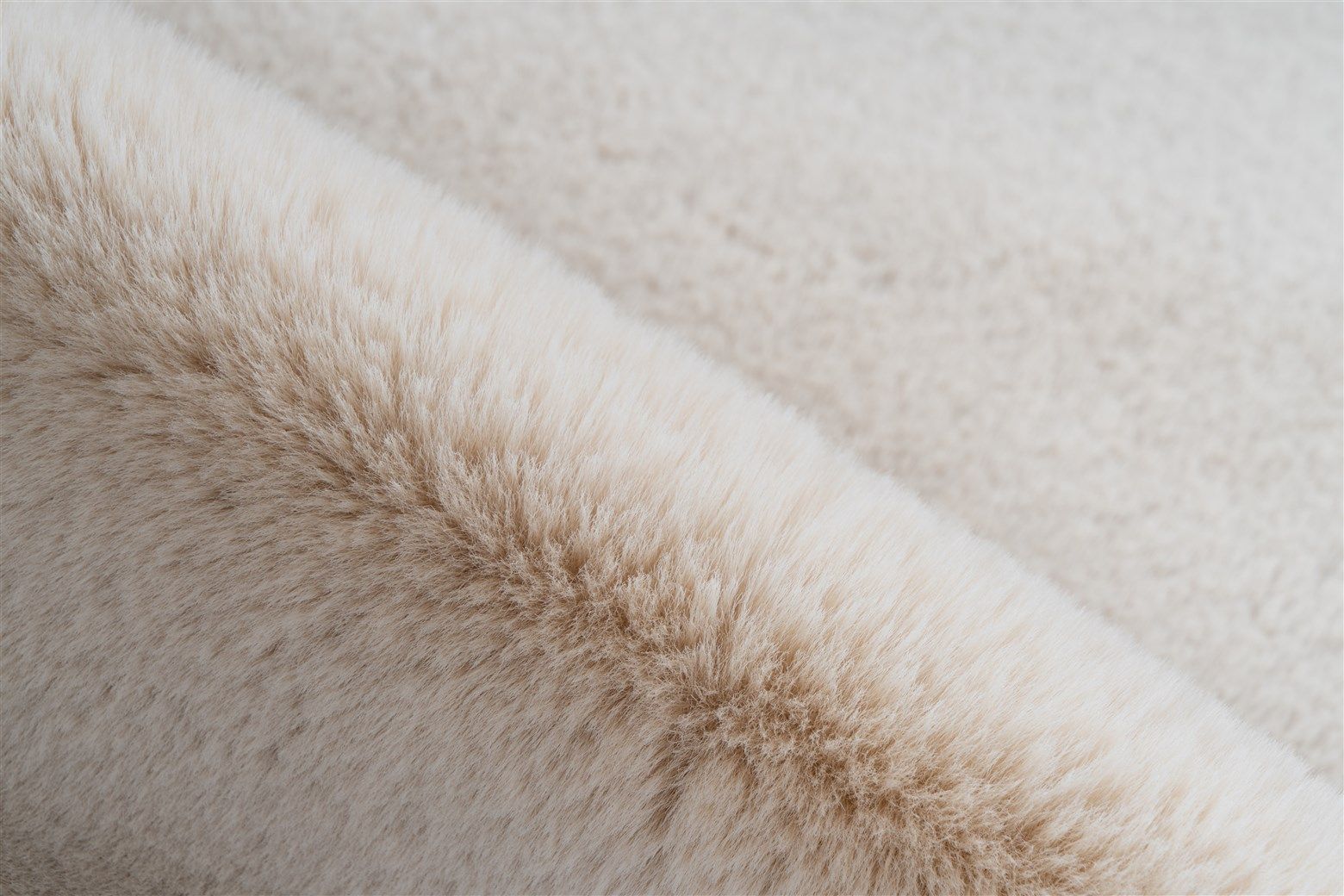 Teppich  RABBIT DOUBLE SHEEPSKIN 300 Teppich  RABBIT DOUBLE SHEEPSKIN 300