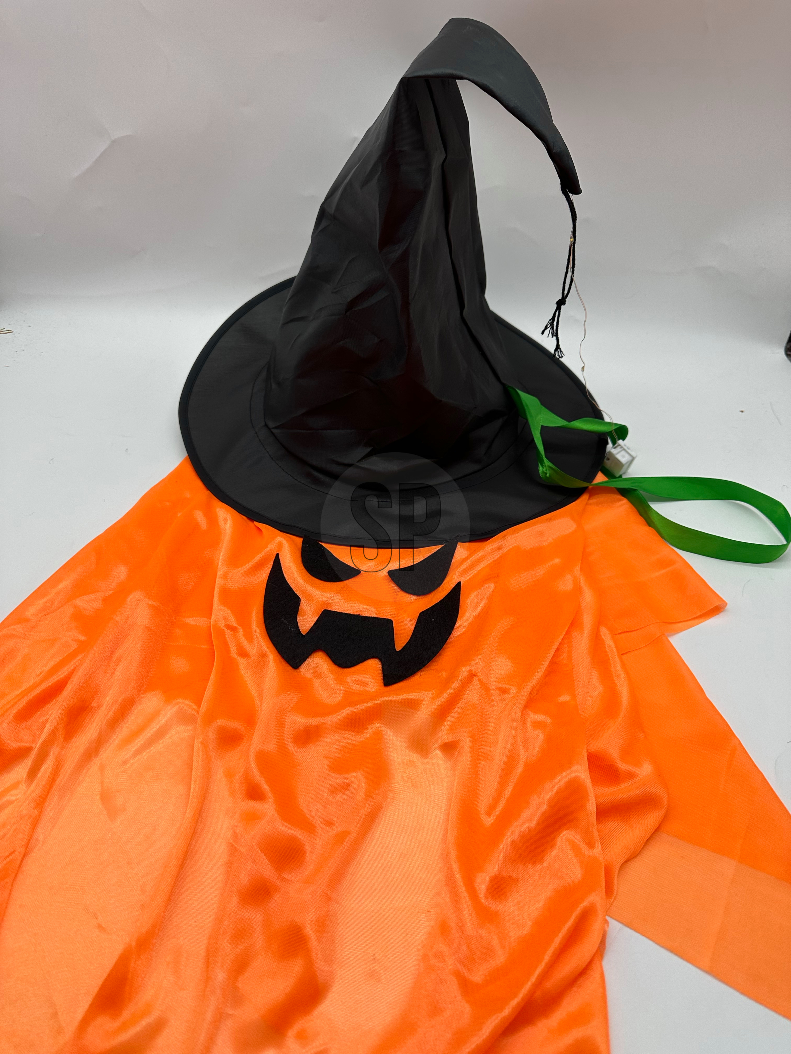Hängedeko Kürbis mit Hut und LED HALLOWEEN Hängedeko Kürbis mit Hut und LED HALLOWEEN