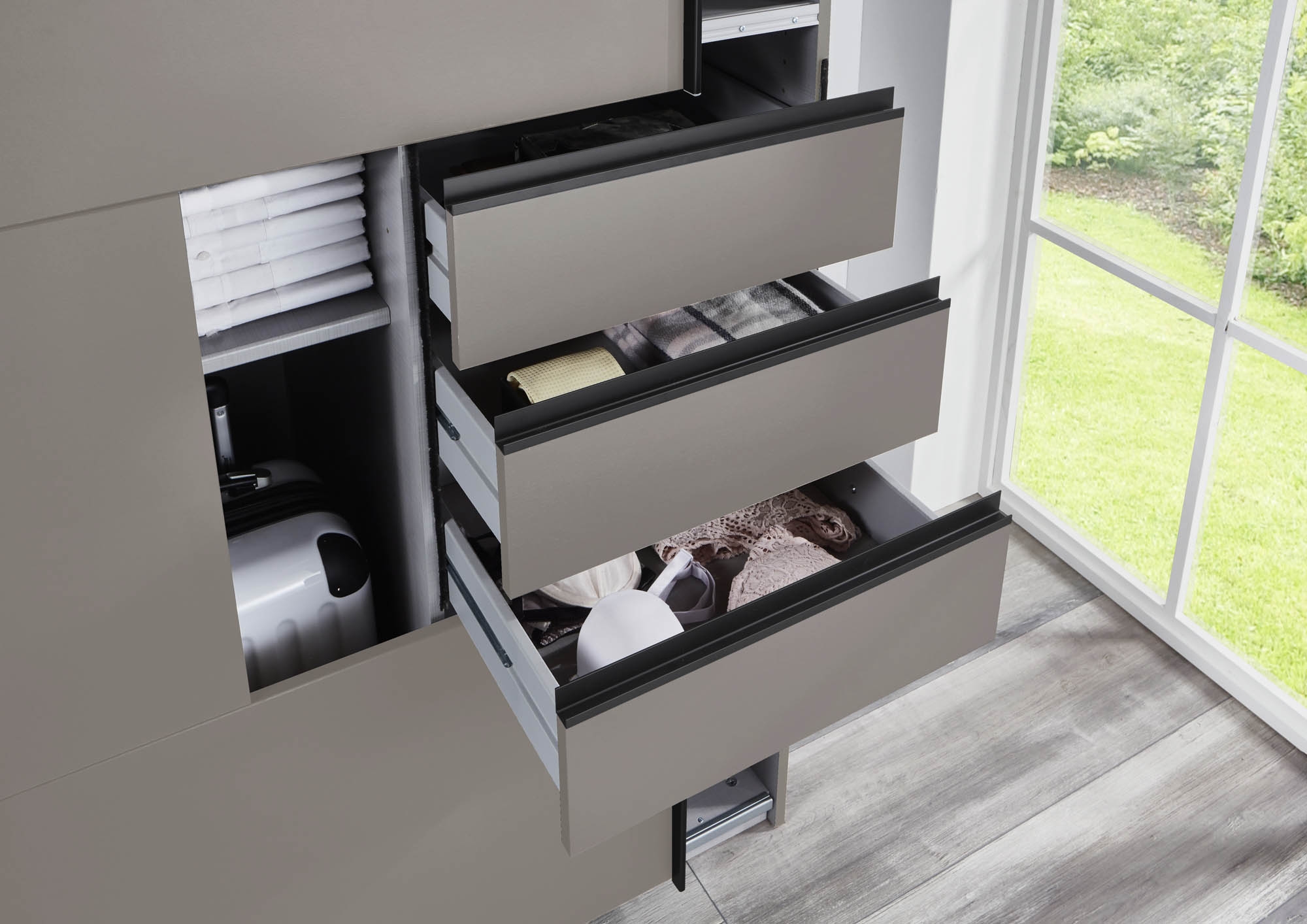 Schwebetürenschrank SUSANETTA